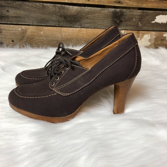 L.L. Bean Shoes - L.L. Bean Brown Lace up Oxford Heels